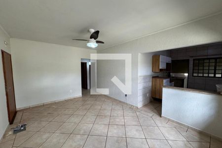 Sala de casa para alugar com 3 quartos, 280m² em Parque Residencial Cândido Portinari, Ribeirão Preto