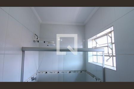 Casa à venda com 150m², 3 quartos e 2 vagasBanheiro 2