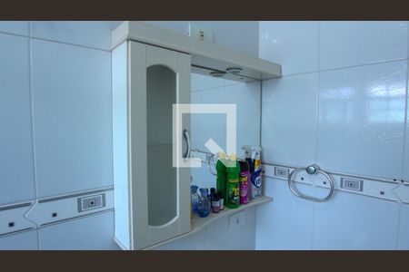 Casa à venda com 150m², 3 quartos e 2 vagasBanheiro 1