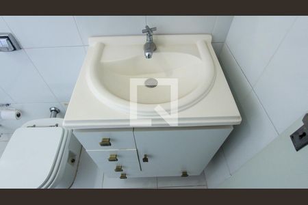 Casa à venda com 150m², 3 quartos e 2 vagasBanheiro 2