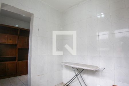 Casa à venda com 150m², 3 quartos e 2 vagasQuarto de Serviço