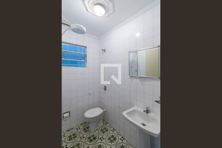 Casa à venda com 230m², 3 quartos e 2 vagasBanheiro 1