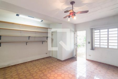 Casa à venda com 230m², 3 quartos e 2 vagasQuarto de Serviço