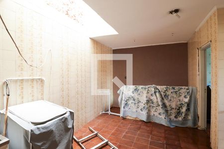 Casa à venda com 300m², 3 quartos e 3 vagas Casa à venda com 300m², 3 quartos e 3 vagasÁrea de Serviço