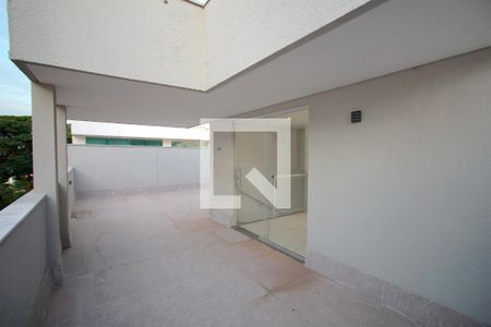 Apartamento à venda com 140m², 3 quartos e 1 vagaCobertura