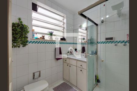 Casa à venda com 161m², 3 quartos e 1 vaga Casa à venda com 161m², 3 quartos e 1 vagaBanheiro Corredor