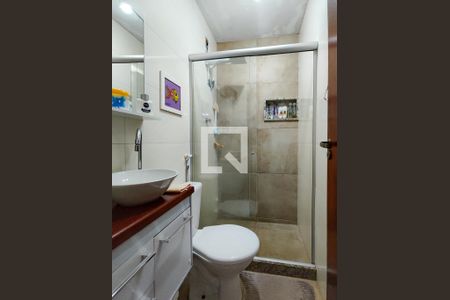 Casa à venda com 161m², 3 quartos e 1 vaga Casa à venda com 161m², 3 quartos e 1 vagaBanheiro da Suíte