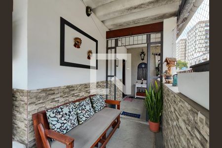 Casa à venda com 161m², 3 quartos e 1 vaga Casa à venda com 161m², 3 quartos e 1 vagaEspaço Gourmet