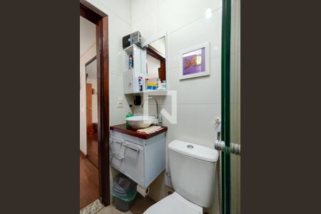 Casa à venda com 161m², 3 quartos e 1 vaga Casa à venda com 161m², 3 quartos e 1 vagaBanheiro da Suíte