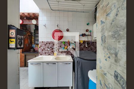 Casa à venda com 161m², 3 quartos e 1 vaga Casa à venda com 161m², 3 quartos e 1 vagaÁrea de Serviço