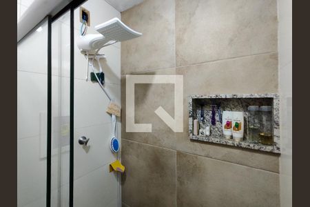 Casa à venda com 161m², 3 quartos e 1 vaga Casa à venda com 161m², 3 quartos e 1 vagaBanheiro da Suíte