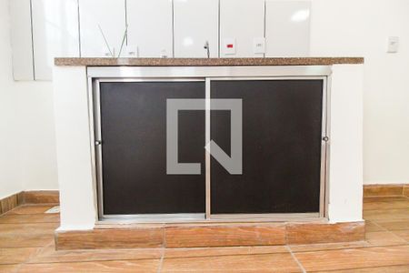 Sala/Cozinha de casa para alugar com 1 quarto, 60m² em Vila Princesa Isabel, São Paulo