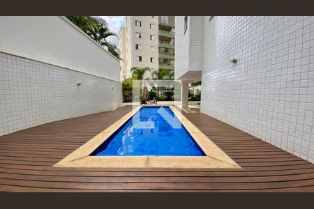 Apartamento à venda com 256m², 5 quartos e 4 vagas Apartamento à venda com 256m², 5 quartos e 4 vagasÁrea comum