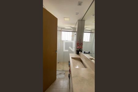 Apartamento à venda com 256m², 5 quartos e 4 vagas Apartamento à venda com 256m², 5 quartos e 4 vagasQuarto Suíte 2