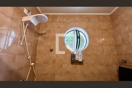 Casa à venda com 275m², 4 quartos e 2 vagas Casa à venda com 275m², 4 quartos e 2 vagasBanheiro da Suíte