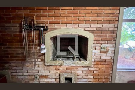 Casa à venda com 275m², 4 quartos e 2 vagas Casa à venda com 275m², 4 quartos e 2 vagasÁrea Externa