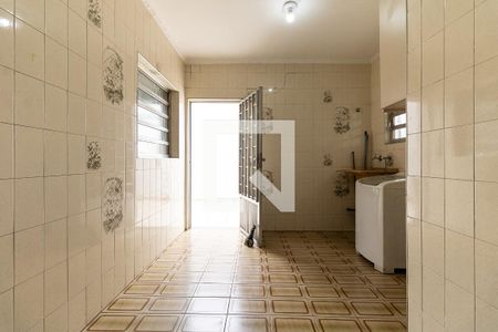 Casa à venda com 300m², 3 quartos e 5 vagas Casa à venda com 300m², 3 quartos e 5 vagasLavanderia