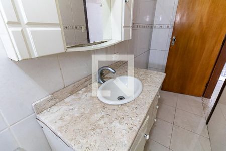 Casa à venda com 300m², 3 quartos e 5 vagas Casa à venda com 300m², 3 quartos e 5 vagasBanheiro da Suíte 1