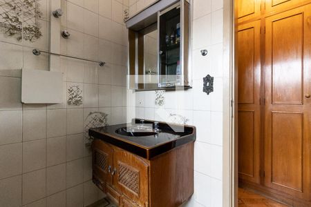 Casa à venda com 300m², 3 quartos e 5 vagas Casa à venda com 300m², 3 quartos e 5 vagasBanheiro da Suíte 2