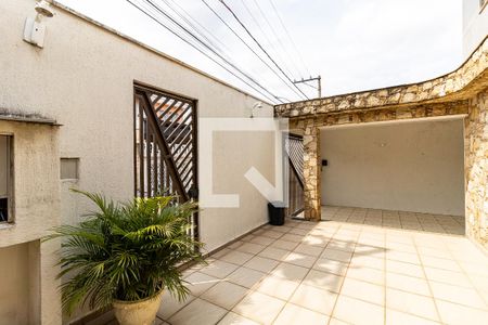 Casa à venda com 300m², 3 quartos e 5 vagas Casa à venda com 300m², 3 quartos e 5 vagasQuintal