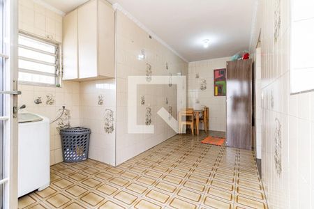 Casa à venda com 300m², 3 quartos e 5 vagas Casa à venda com 300m², 3 quartos e 5 vagasLavanderia