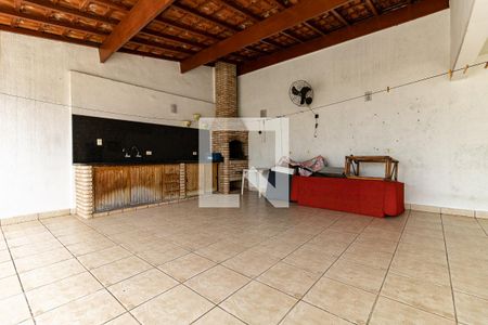 Casa à venda com 300m², 3 quartos e 5 vagas Casa à venda com 300m², 3 quartos e 5 vagasÁrea da Quintal