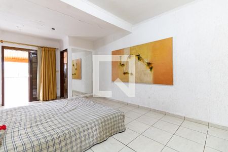 Casa à venda com 300m², 3 quartos e 5 vagas Casa à venda com 300m², 3 quartos e 5 vagasSuíte 1