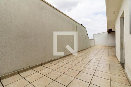 Casa à venda com 300m², 3 quartos e 5 vagas Casa à venda com 300m², 3 quartos e 5 vagasQuintal