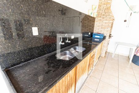 Casa à venda com 300m², 3 quartos e 5 vagas Casa à venda com 300m², 3 quartos e 5 vagasÁrea da Quintal