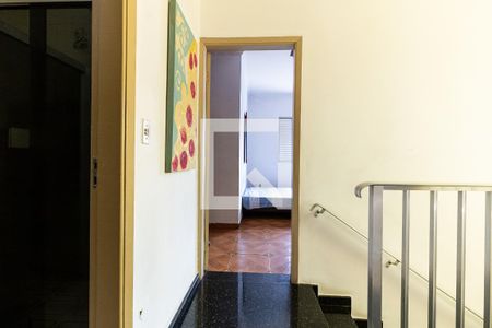 Casa à venda com 300m², 3 quartos e 5 vagas Casa à venda com 300m², 3 quartos e 5 vagasCorredor