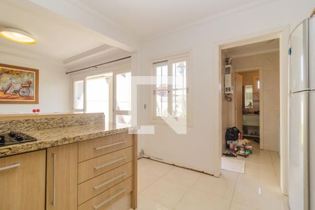 Casa à venda com 300m², 3 quartos e 3 vagas Casa à venda com 300m², 3 quartos e 3 vagasCozinha