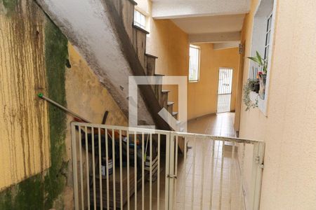 Casa à venda com 200m², 4 quartos e 4 vagas Casa à venda com 200m², 4 quartos e 4 vagasQuintal