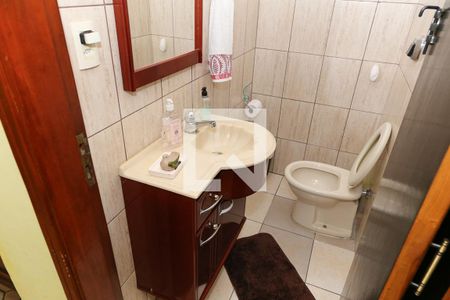 Casa à venda com 200m², 4 quartos e 4 vagas Casa à venda com 200m², 4 quartos e 4 vagasLavabo