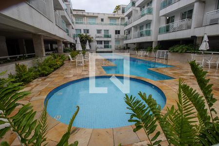 Apartamento à venda com 90m², 2 quartos e 1 vaga Apartamento à venda com 90m², 2 quartos e 1 vagaÁrea comum - Piscina