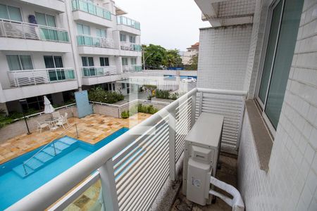 Apartamento à venda com 90m², 2 quartos e 1 vaga Apartamento à venda com 90m², 2 quartos e 1 vagaSacada quarto 1