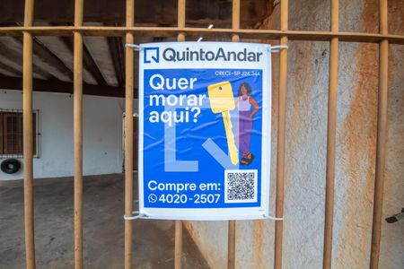 Casa à venda com 376m², 1 quarto e 2 vagas Casa à venda com 376m², 1 quarto e 2 vagasPlaca