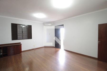 Casa para alugar com 265m², 3 quartos e 5 vagasQuarto 3 - Suíte