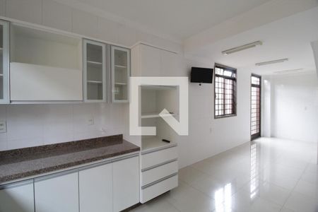 Casa para alugar com 265m², 3 quartos e 5 vagasCozinha