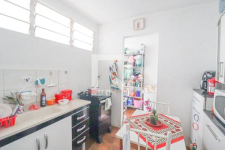 Casa à venda com 200m², 4 quartos e 2 vagasEdícula