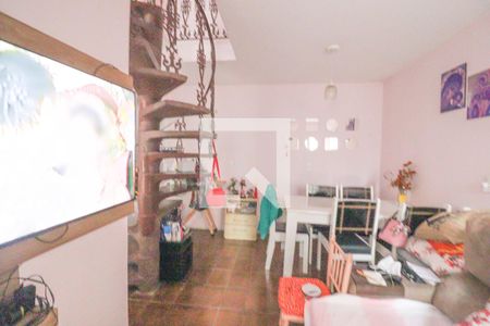 Casa à venda com 200m², 4 quartos e 2 vagasEdícula