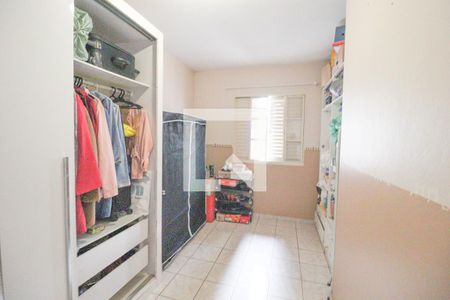 Casa à venda com 200m², 4 quartos e 2 vagasEdícula