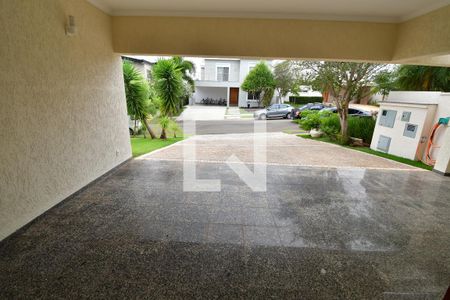 Casa de condomínio à venda com 230m², 2 quartos e 3 vagasGaragem