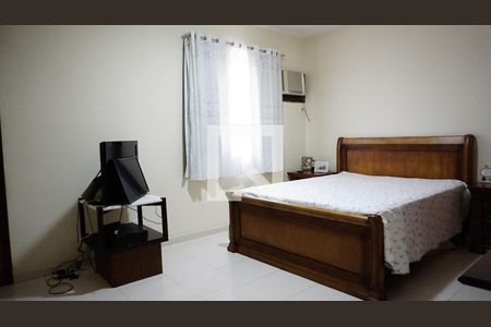 Casa à venda com 1010m², 3 quartos e 5 vagasQuarto 3 - Suite