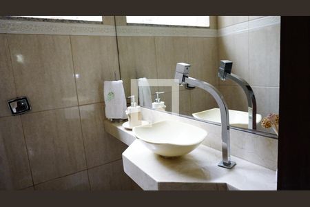 Casa à venda com 1010m², 3 quartos e 5 vagasLavabo