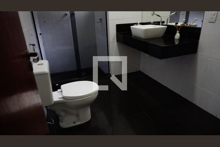 Casa à venda com 1010m², 3 quartos e 5 vagasBanheiro Social