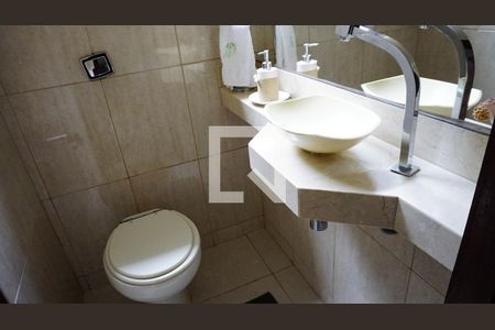 Casa à venda com 1010m², 3 quartos e 5 vagasLavabo