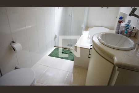 Casa à venda com 1010m², 3 quartos e 5 vagasBanheiro Suite