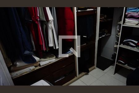 Casa à venda com 1010m², 3 quartos e 5 vagasCloset Suite