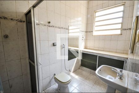 Apartamento à venda com 77m², 3 quartos e 1 vaga Apartamento à venda com 77m², 3 quartos e 1 vagaBanheiro