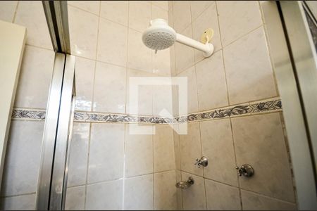 Apartamento à venda com 77m², 3 quartos e 1 vaga Apartamento à venda com 77m², 3 quartos e 1 vagaBanheiro